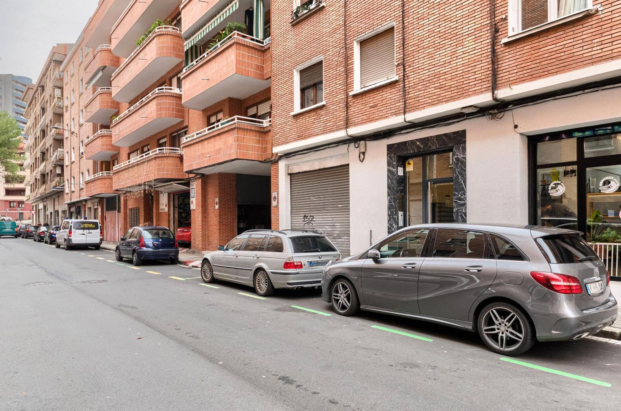 Bilbao, A Un Paso. Bilbau Exterior foto